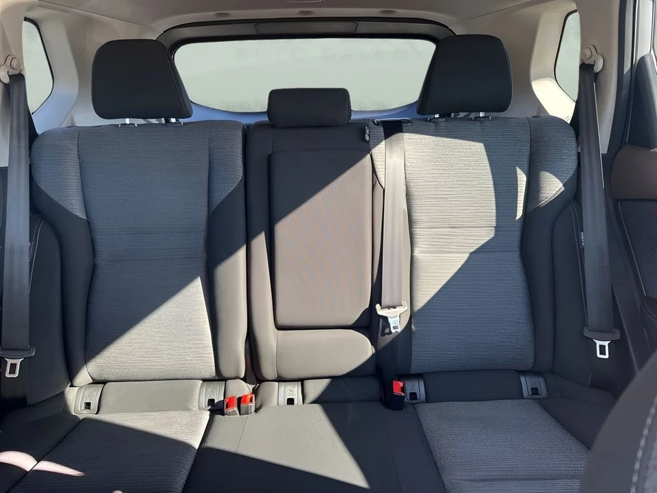 2023 Nissan Rogue - Image 11 of 12