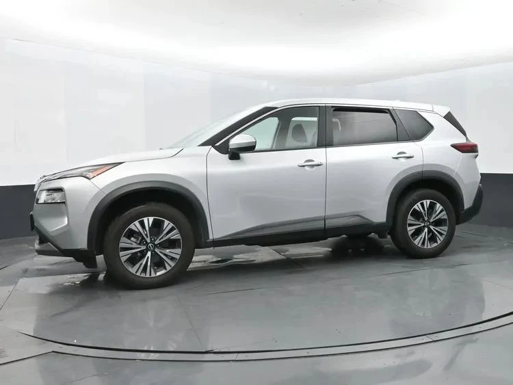 2023 Nissan Rogue - Image 5 of 12