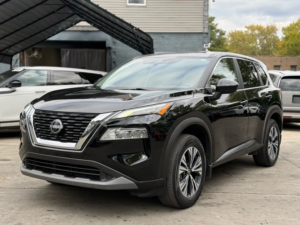 2023 Nissan Rogue - Image 2 of 21