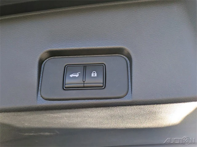 2023 Nissan Rogue - Image 12 of 12