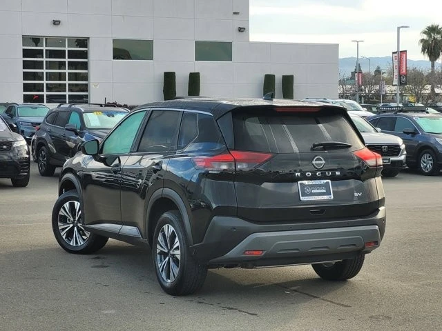 2023 Nissan Rogue - Image 7 of 21