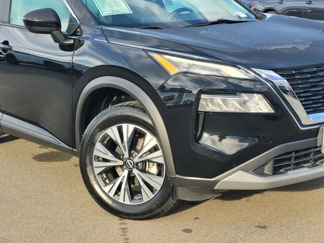 2023 Nissan Rogue - Image 3 of 12