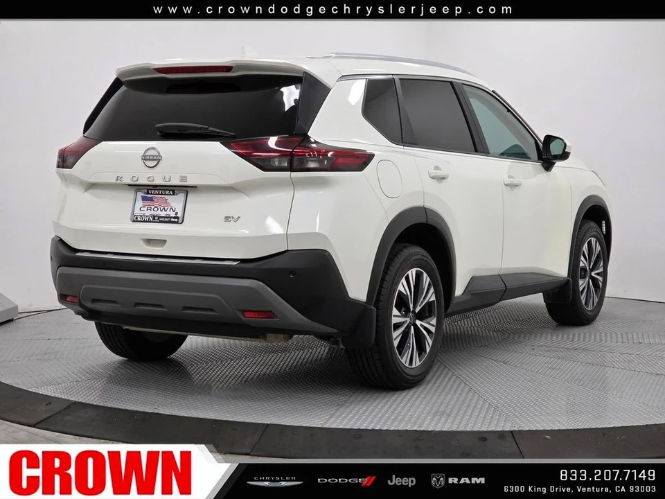 2023 Nissan Rogue - Image 7 of 21