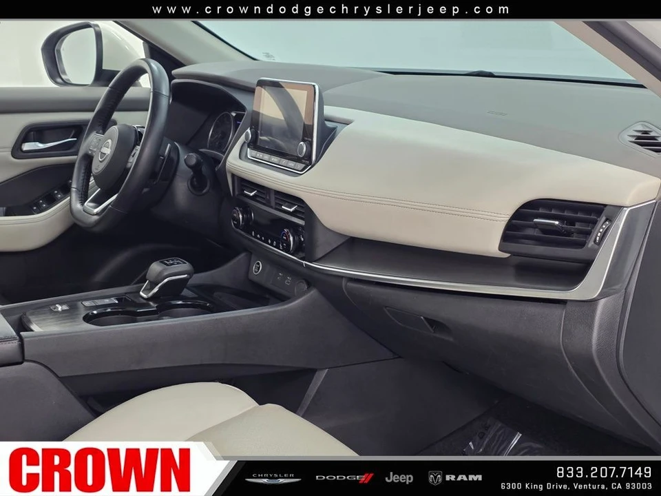 2023 Nissan Rogue - Image 12 of 21