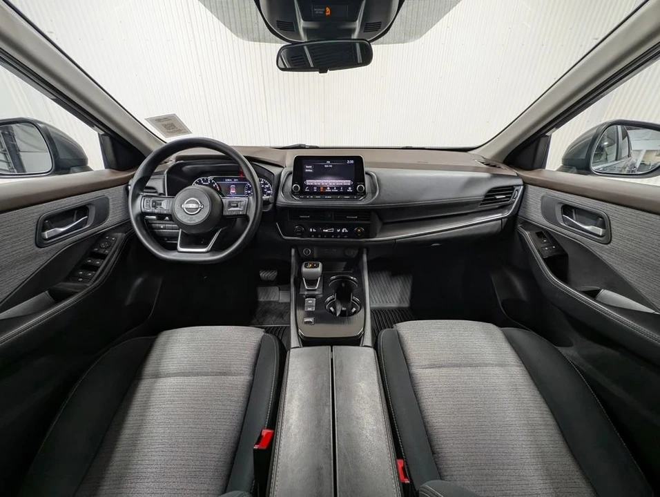 2023 Nissan Rogue - Image 2 of 12