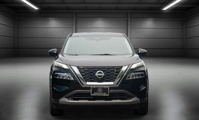 2023 Nissan Rogue - Image 13 of 21