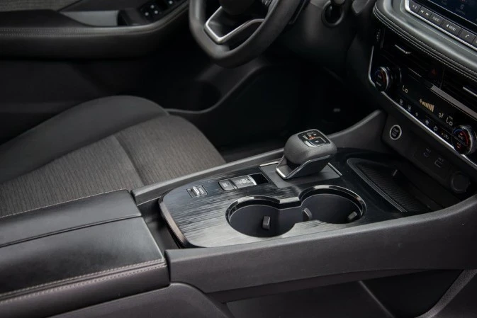 2023 Nissan Rogue - Image 9 of 21