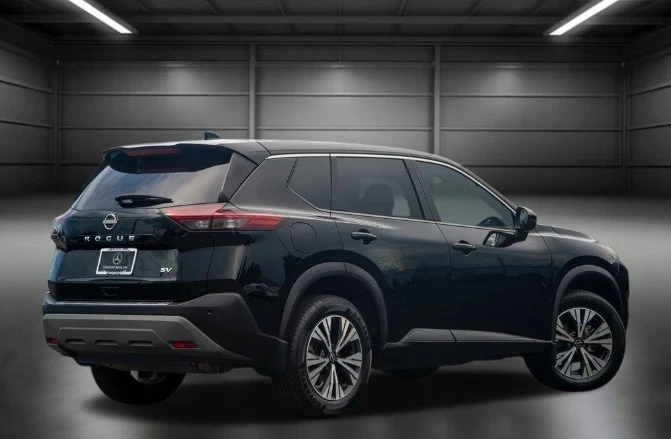 2023 Nissan Rogue - Image 3 of 21