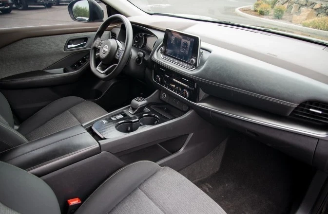 2023 Nissan Rogue - Image 12 of 21
