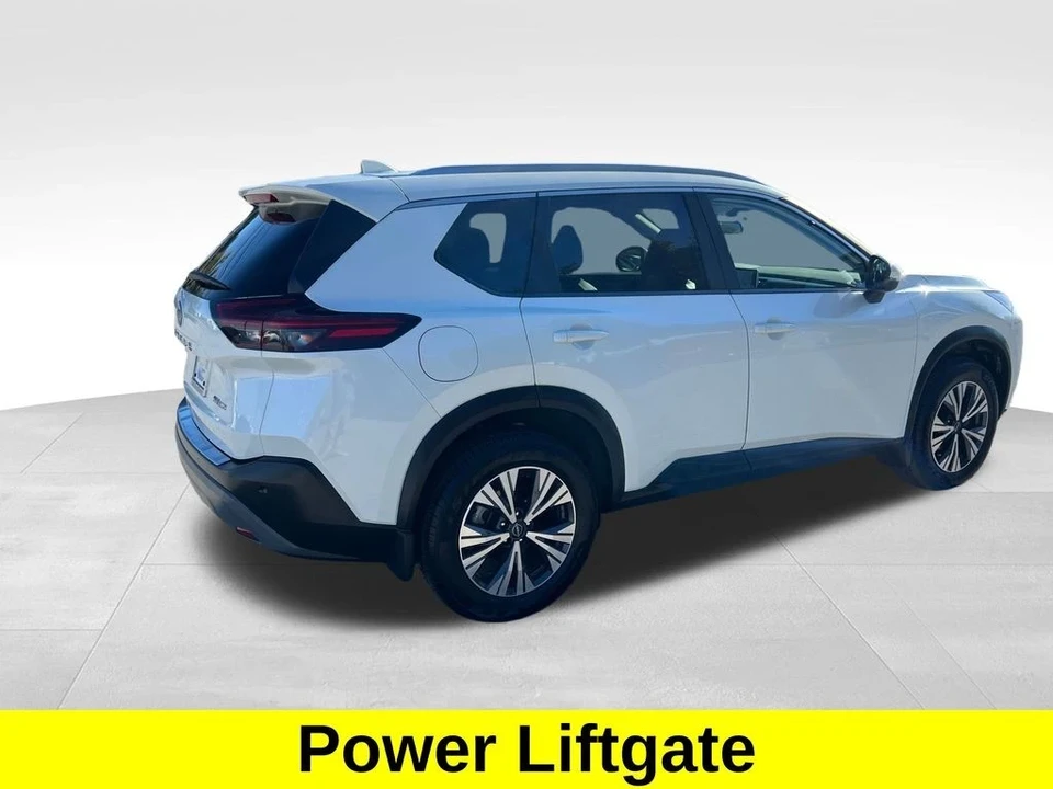 2023 Nissan Rogue - Image 6 of 12