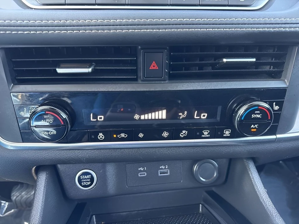 2023 Nissan Rogue - Image 19 of 21