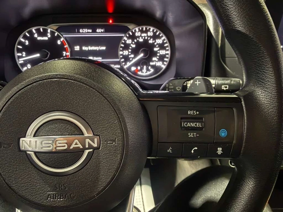 2023 Nissan Rogue - Image 12 of 21