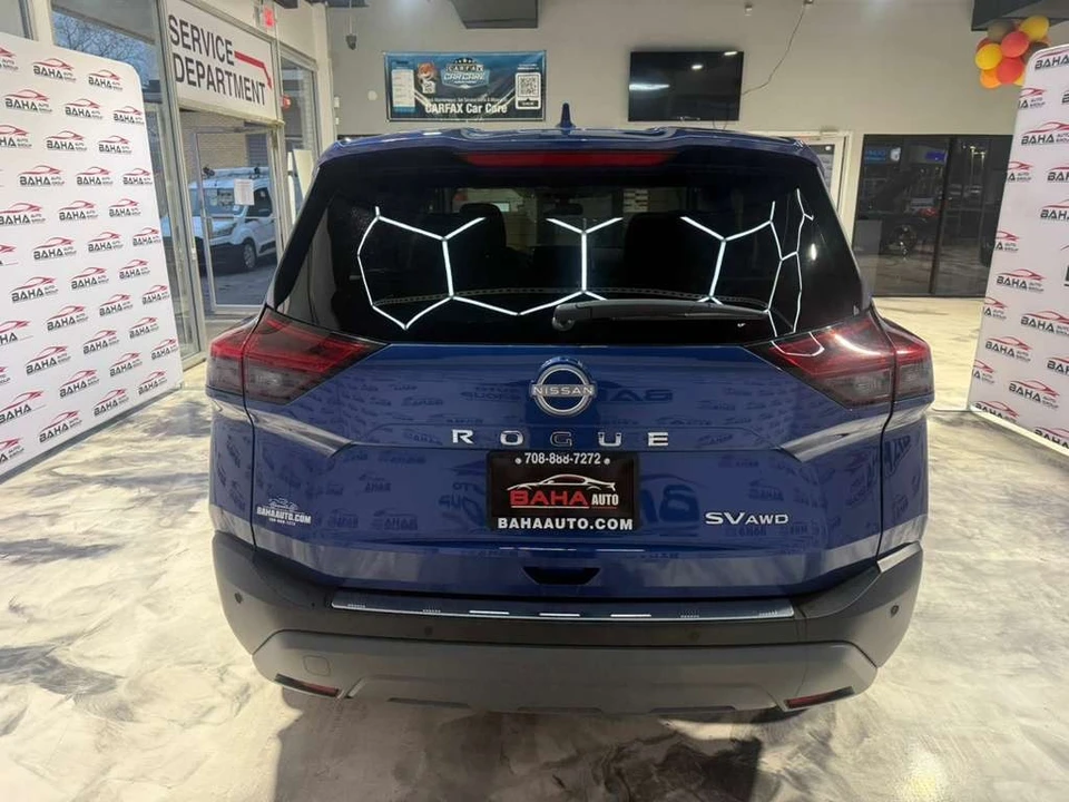 2023 Nissan Rogue - Image 9 of 21