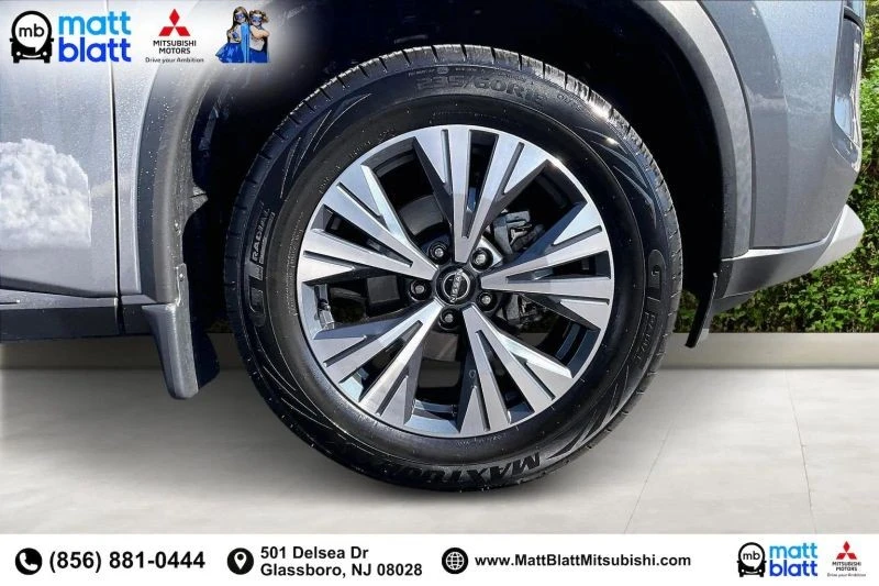2023 Nissan Rogue - Image 10 of 12