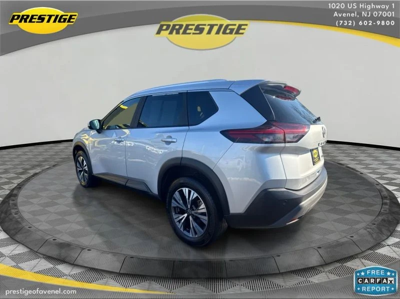 2023 Nissan Rogue - Image 7 of 12