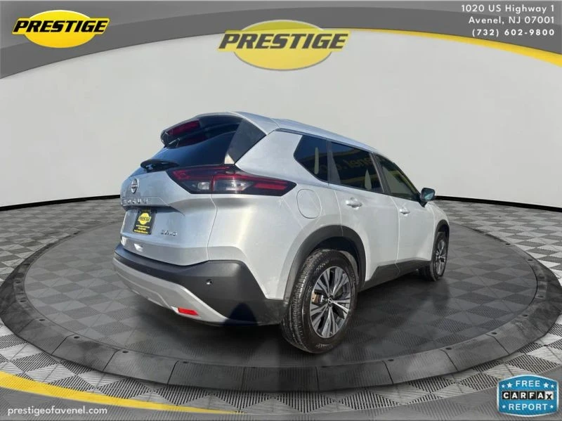 2023 Nissan Rogue - Image 5 of 12