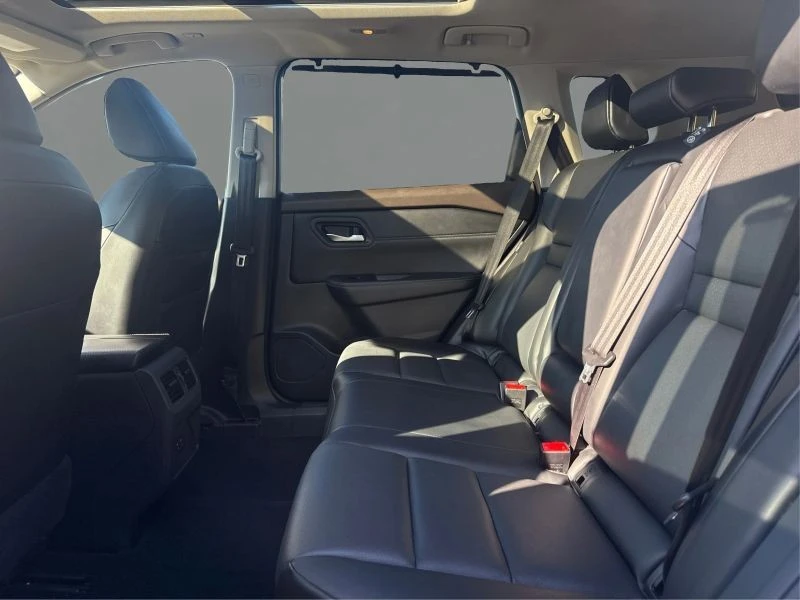 2023 Nissan Rogue - Image 10 of 12