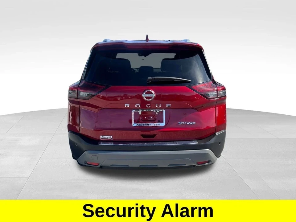 2023 Nissan Rogue - Image 5 of 12