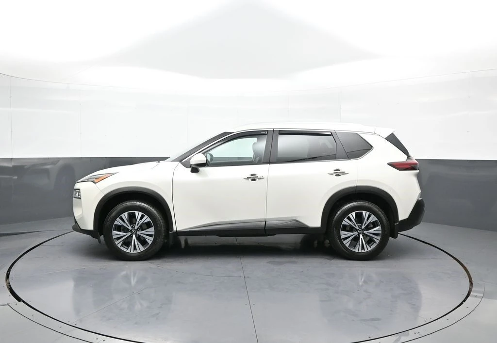 2023 Nissan Rogue - Image 9 of 12