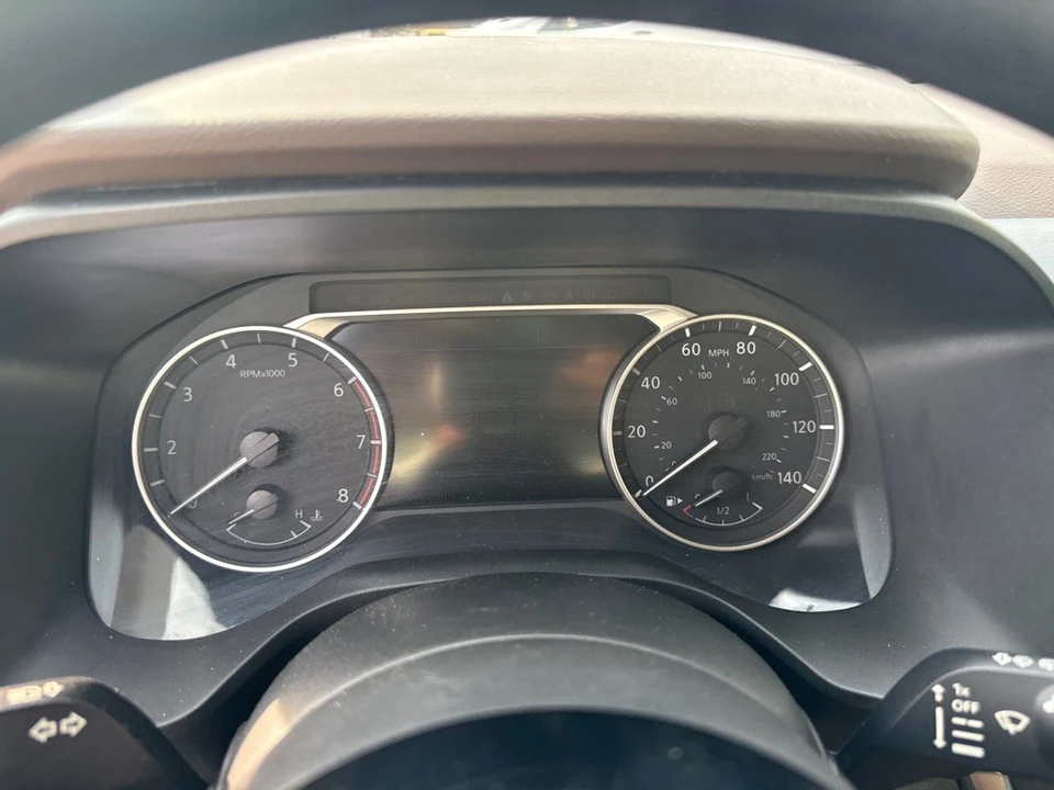 2023 Nissan Rogue - Image 12 of 19