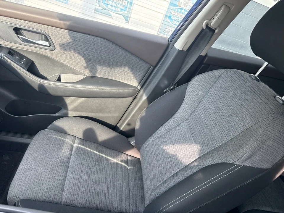 2023 Nissan Rogue - Image 9 of 19