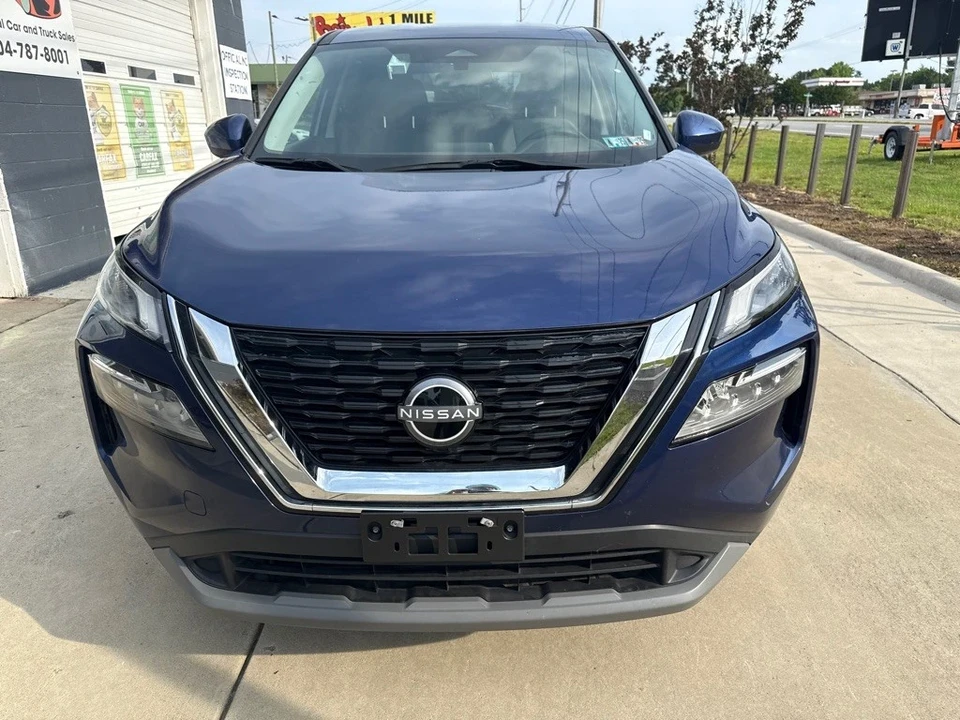2023 Nissan Rogue - Image 7 of 19