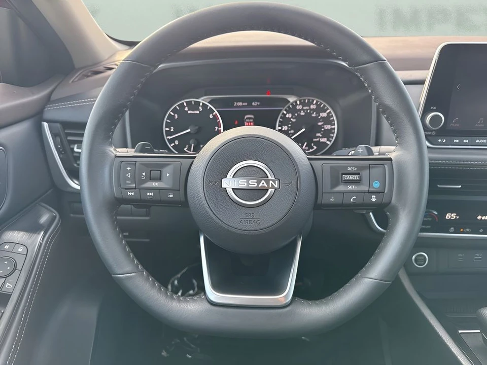2023 Nissan Rogue - Image 14 of 21
