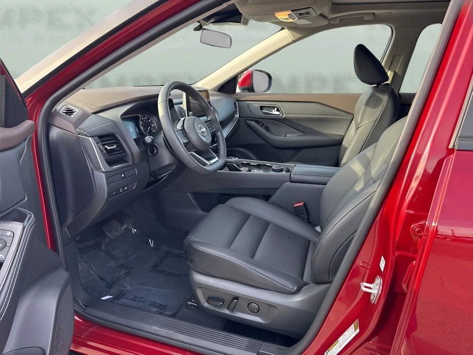 2023 Nissan Rogue - Image 9 of 21