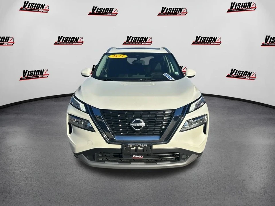2023 Nissan Rogue - Image 2 of 12