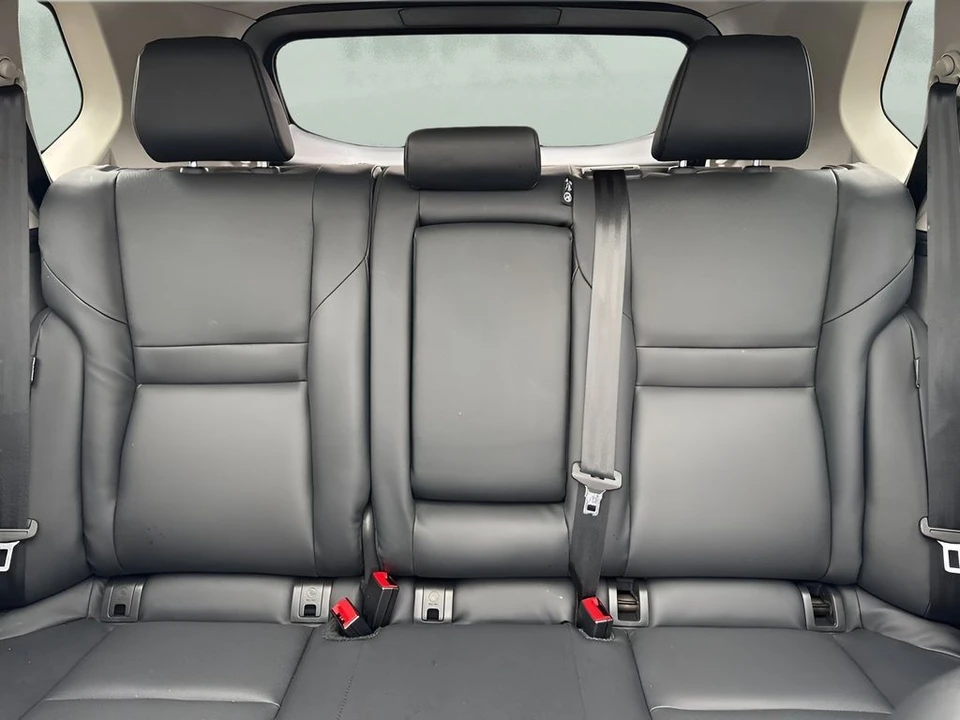 2023 Nissan Rogue - Image 12 of 21