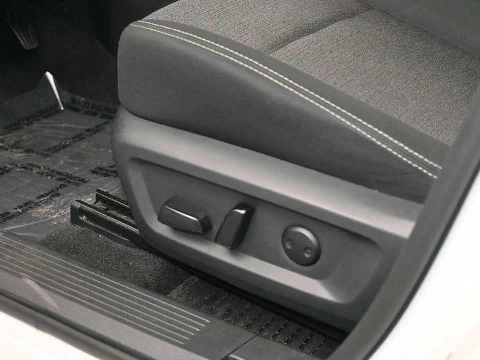 2023 Nissan Rogue - Image 12 of 21
