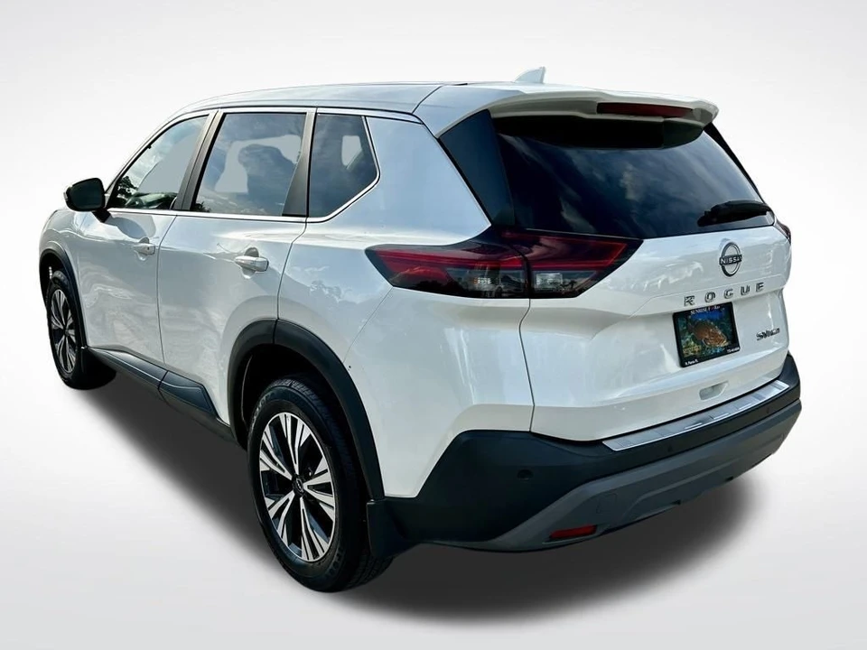 2023 Nissan Rogue - Image 4 of 12