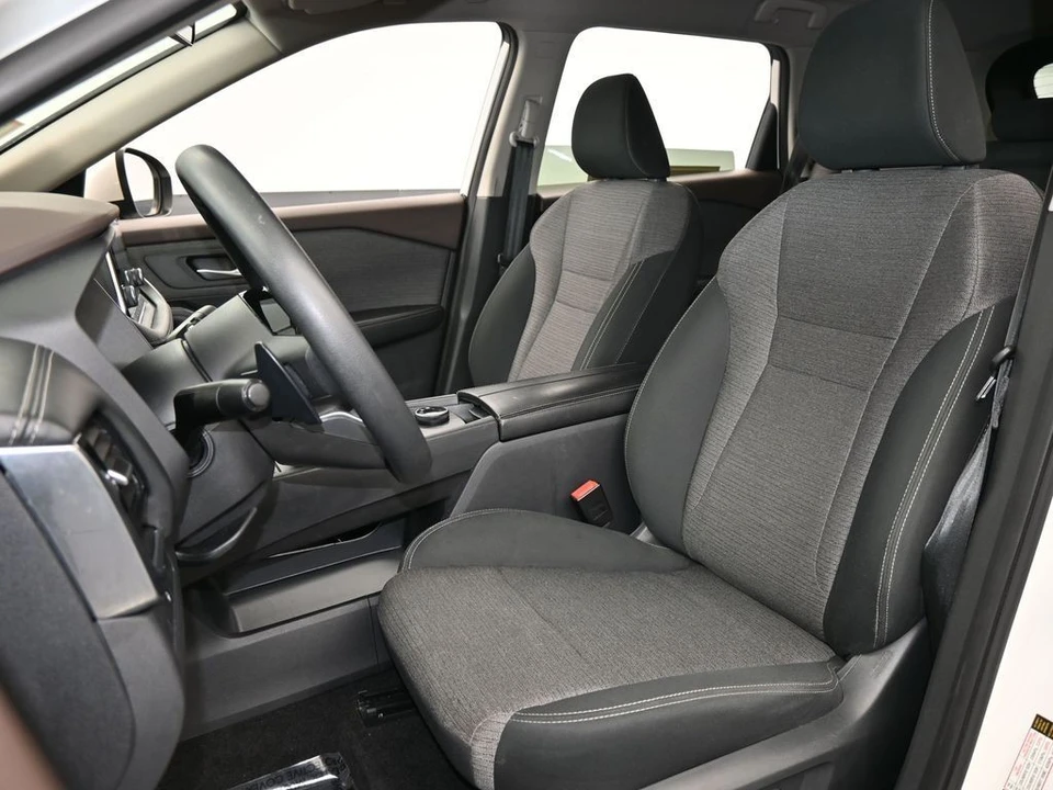2023 Nissan Rogue - Image 10 of 21