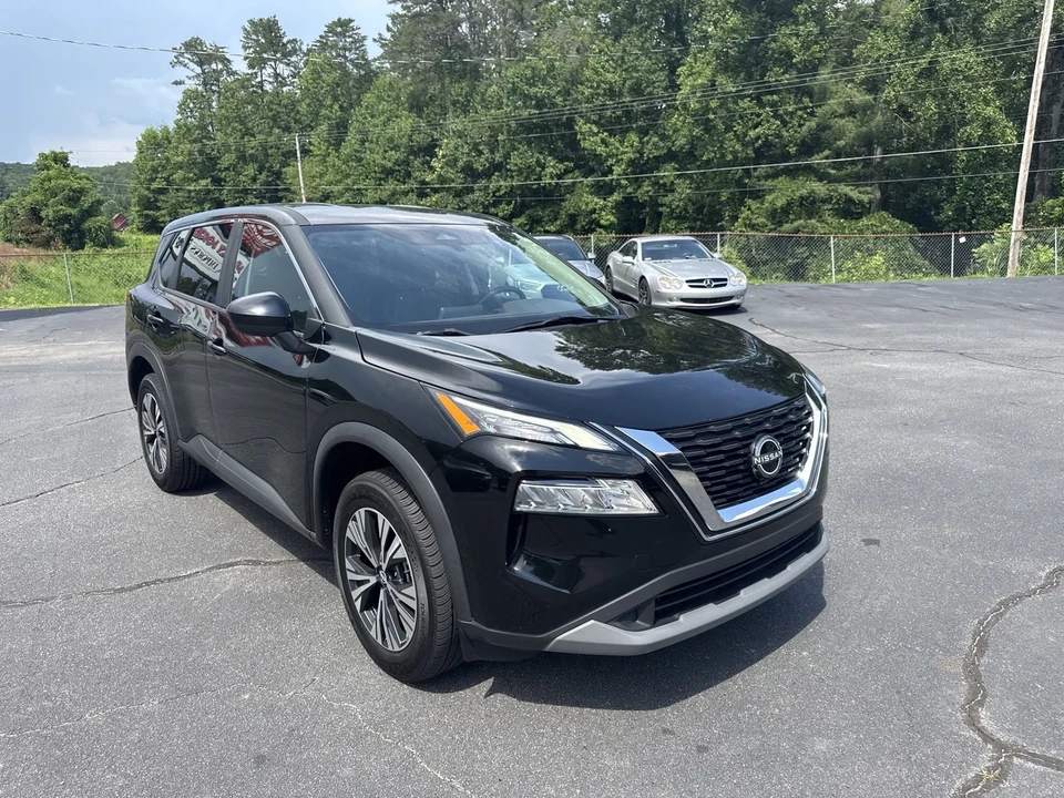 2023 Nissan Rogue - Image 4 of 21