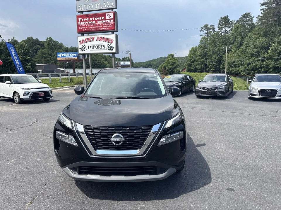 2023 Nissan Rogue - Image 3 of 12