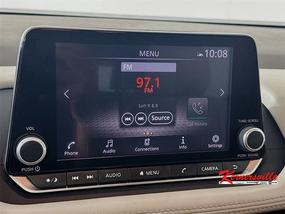 2023 Nissan Rogue - Image 17 of 21