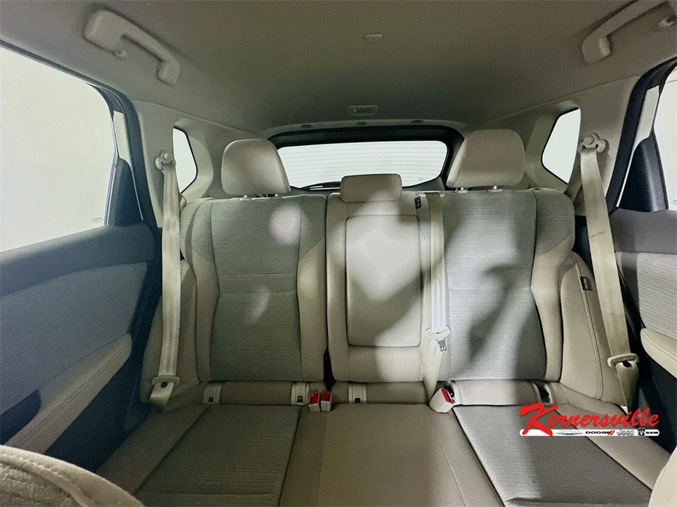 2023 Nissan Rogue - Image 13 of 21