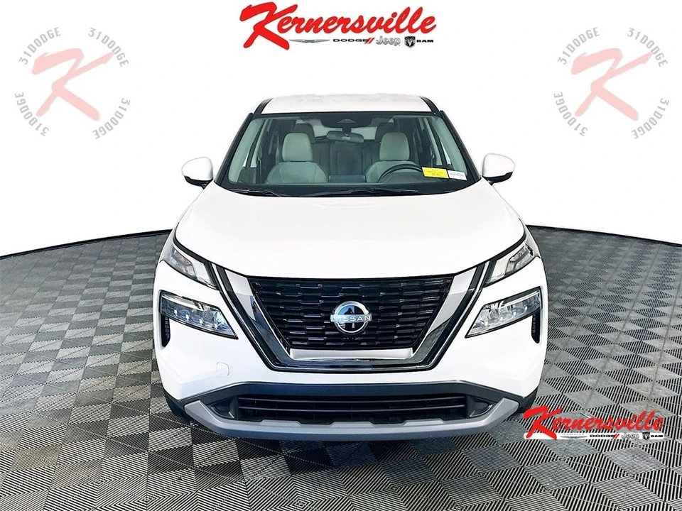 2023 Nissan Rogue - Image 2 of 21