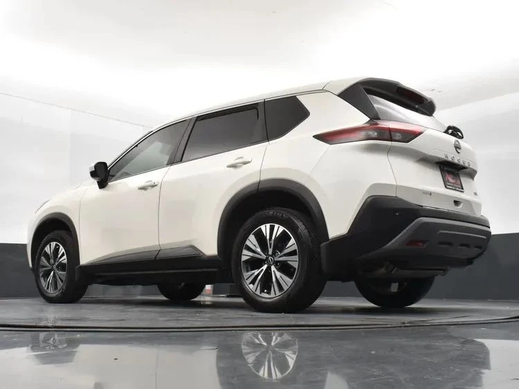 2023 Nissan Rogue - Image 12 of 12