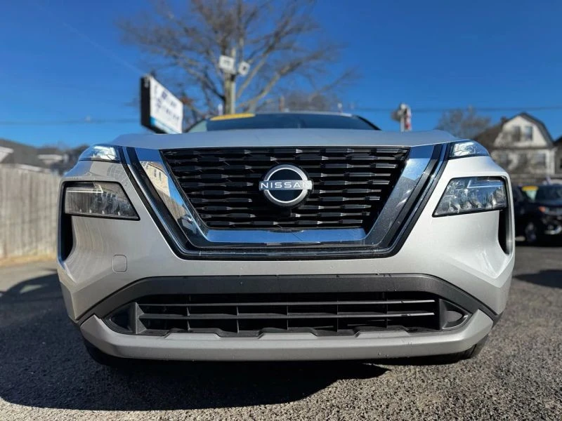 2023 Nissan Rogue - Image 3 of 12