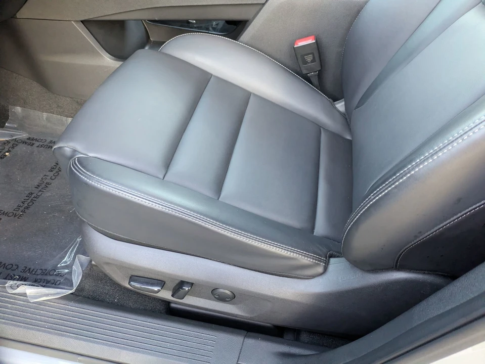 2023 Nissan Rogue - Image 13 of 21