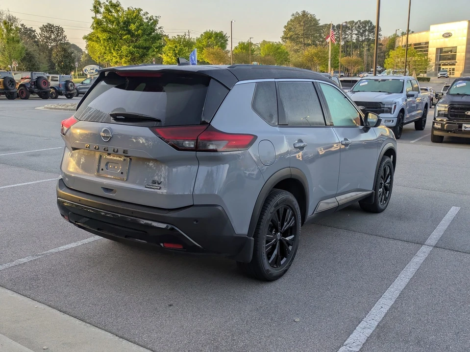 2023 Nissan Rogue - Image 4 of 21