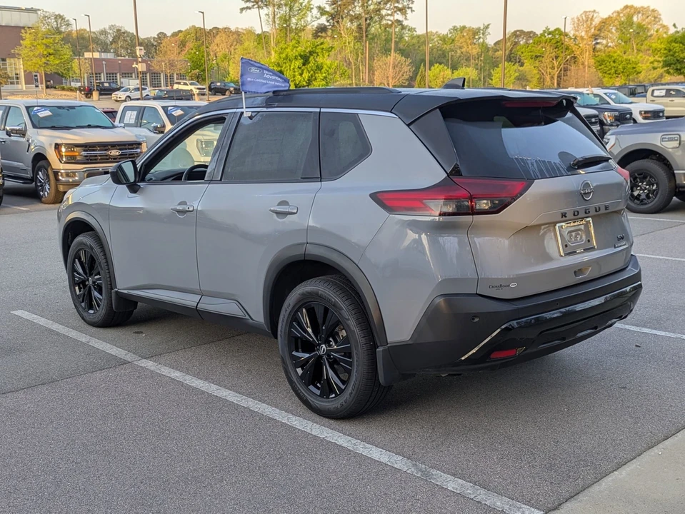 2023 Nissan Rogue - Image 6 of 21