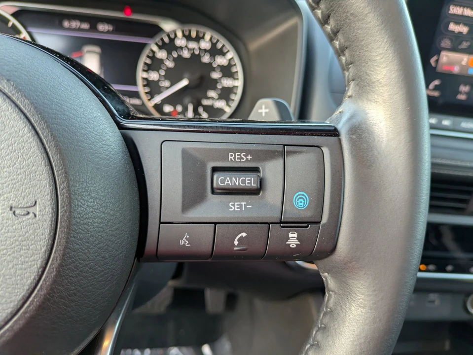 2023 Nissan Rogue - Image 19 of 21