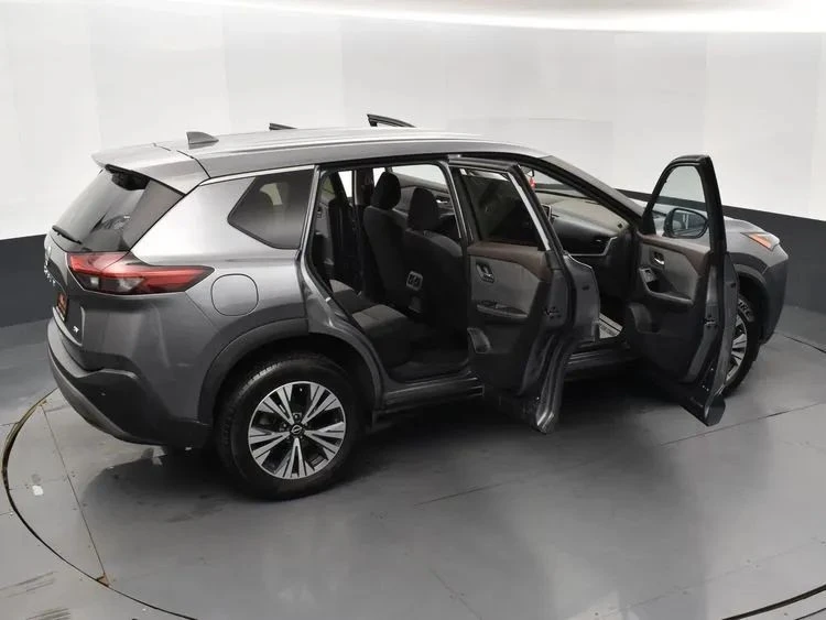 2023 Nissan Rogue - Image 6 of 12