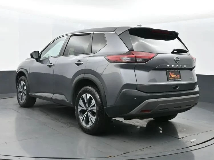 2023 Nissan Rogue - Image 9 of 12