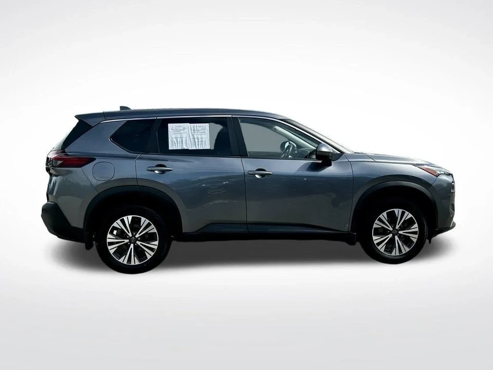 2023 Nissan Rogue - Image 7 of 12