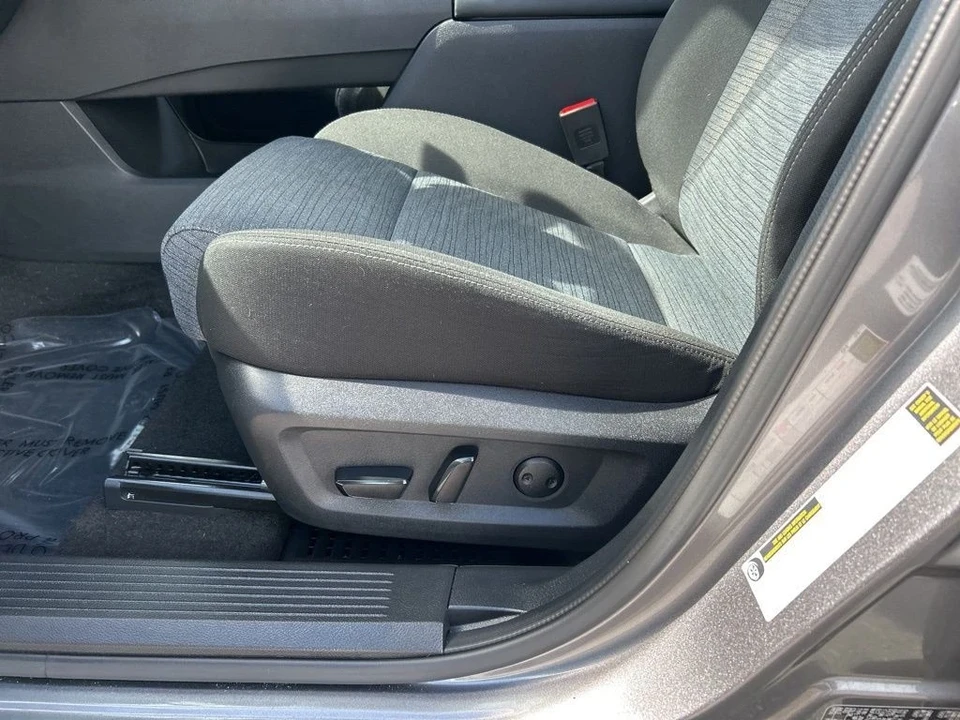 2023 Nissan Rogue - Image 10 of 12