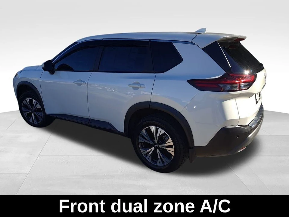 2023 Nissan Rogue - Image 3 of 12