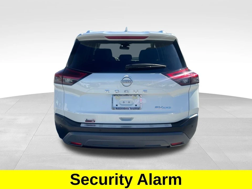 2023 Nissan Rogue - Image 5 of 12